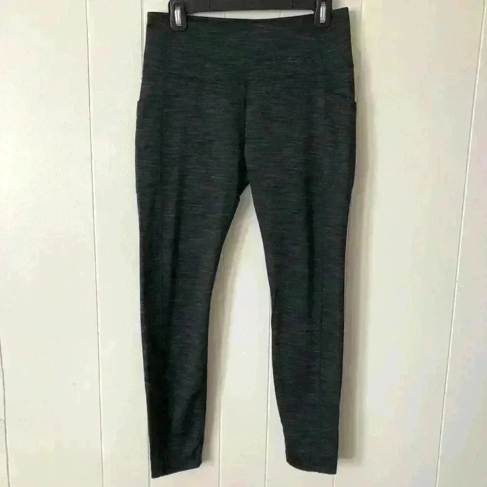 Mondetta Leggings with pockets Size M